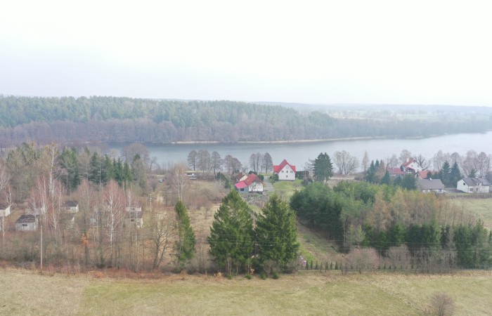 mrągowski, Sorkwity, Borowe, Działka budowlana z mediami obok jeziora Mazurach