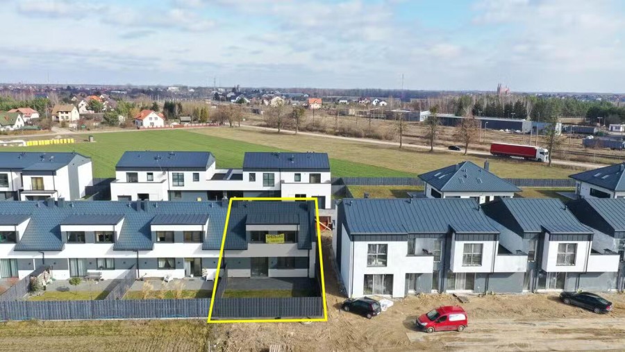 Ostrołęka, Bliska, Bardzo funkcjonalny dom w zabudowie szeregowej