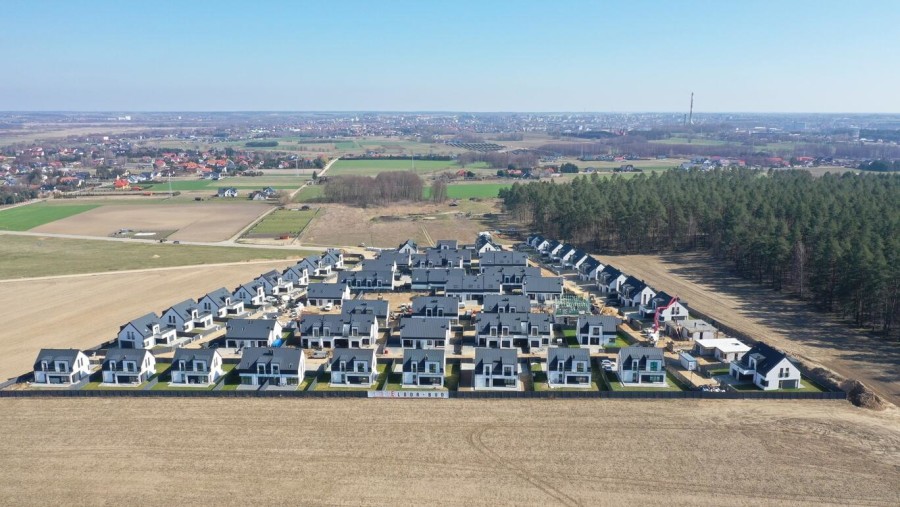 łomżyński, Łomża, Stare Kupiski, Świerkowa, Zabudowa bliźniacza na klimatycznym osiedlu
