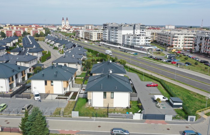 Łomża, Bursztynowa, Funkcjonalne nieruchomość  z potencjałem