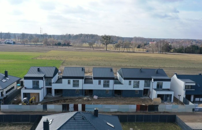 Ostrołęka, Stefana Żeromskiego, Nowoczesny dom blisko Ostrołęki
