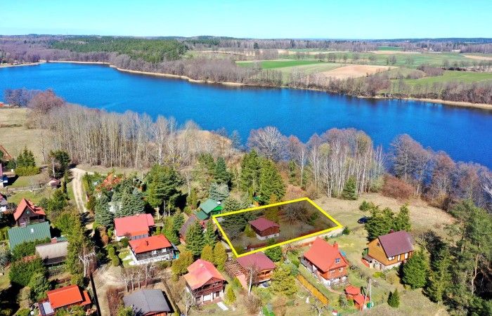 mrągowski, Sorkwity, Borowe, Dom w pierwszej linii jeziora Mazury