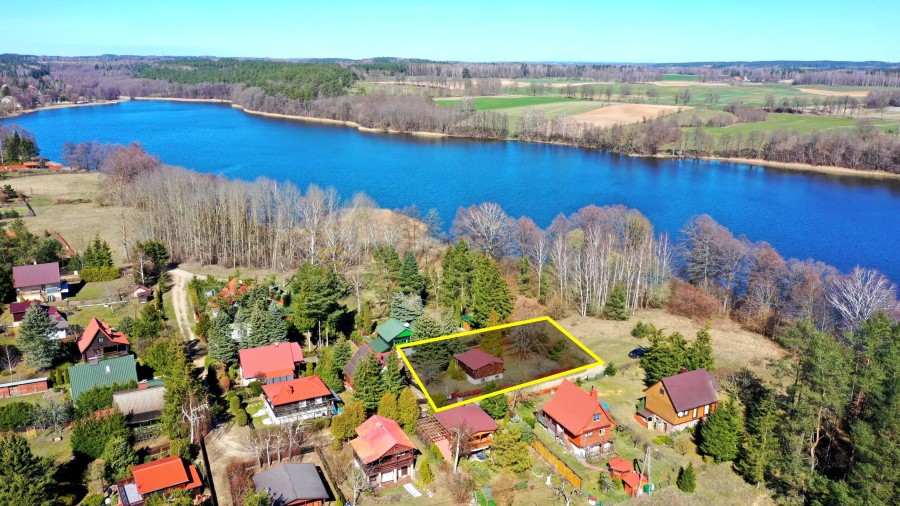 mrągowski, Sorkwity, Borowe, Dom w pierwszej linii jeziora Mazury