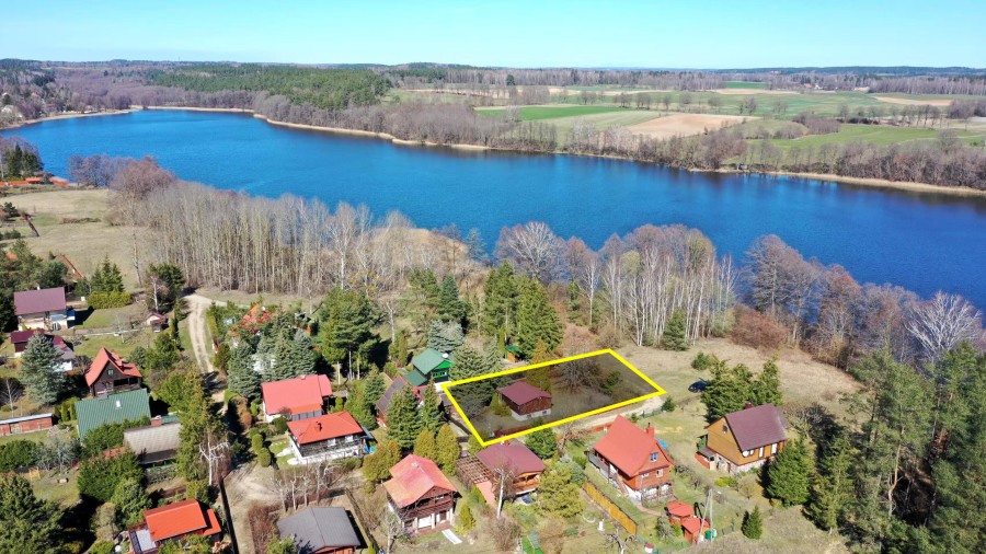 mrągowski, Sorkwity, Borowe, Dom w pierwszej linii jeziora Mazury