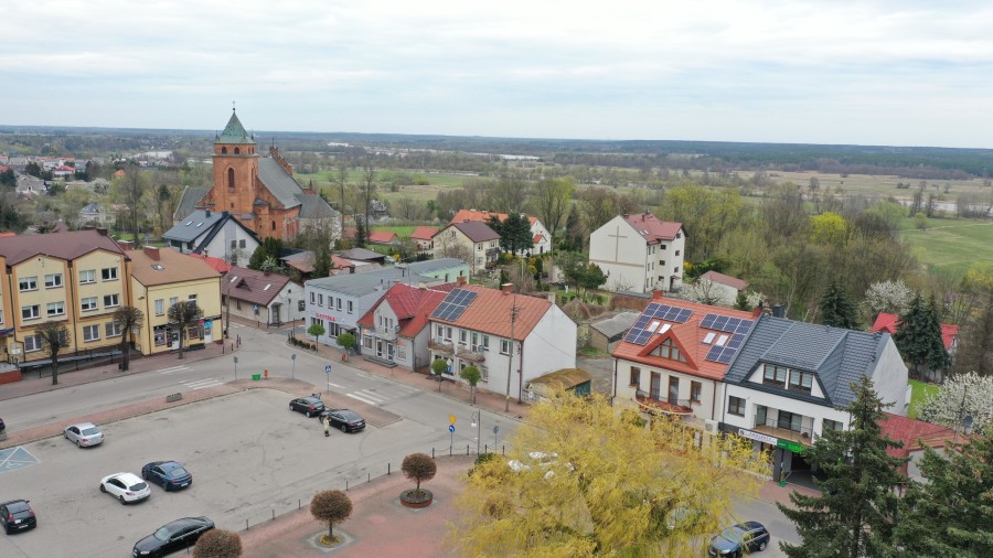 makowski, Różan, pl. Obrońców Różana, Atrakcyjna kamienica w centrum Różana