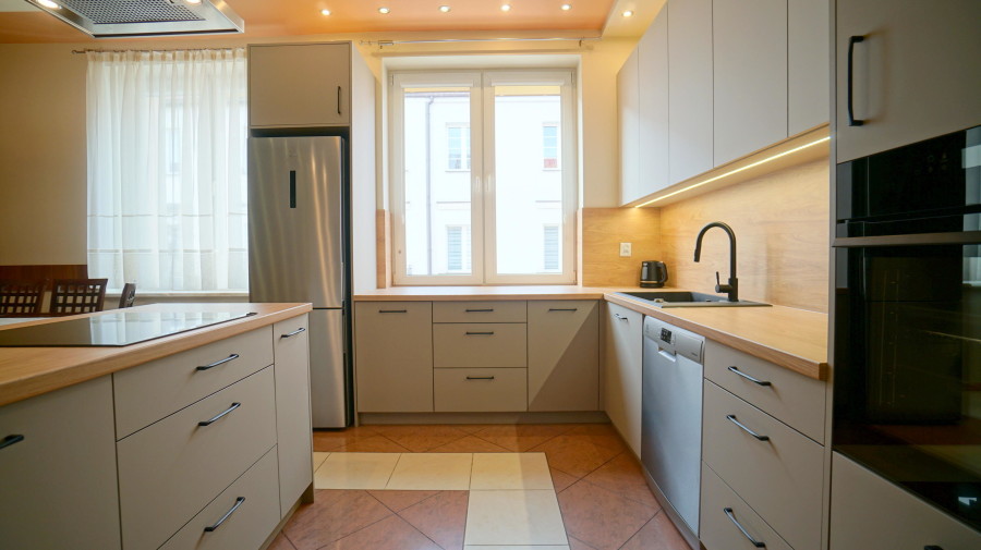 Łomża, Farna, Przestronne i jasne  mieszkanie w centrum miasta