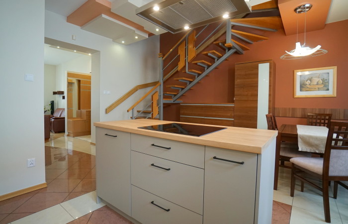 Łomża, Farna, Przestronne i jasne  mieszkanie w centrum miasta