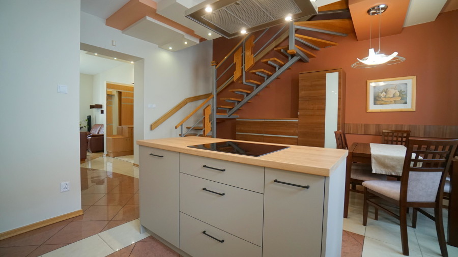 Łomża, Farna, Przestronne i jasne  mieszkanie w centrum miasta