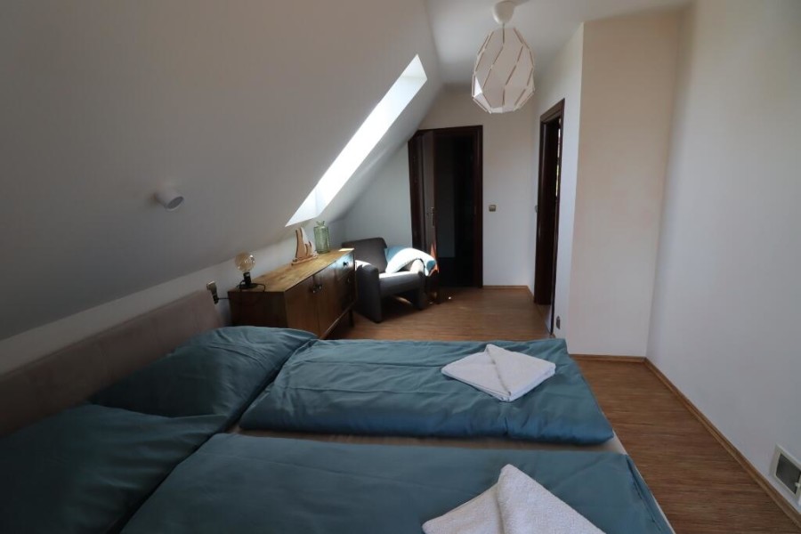 giżycki, Miłki, Rydzewo, Orzechowa, Atrakcyjny dom w Rydzewie, gm. Miłki – nad jeziorem Niegocin!