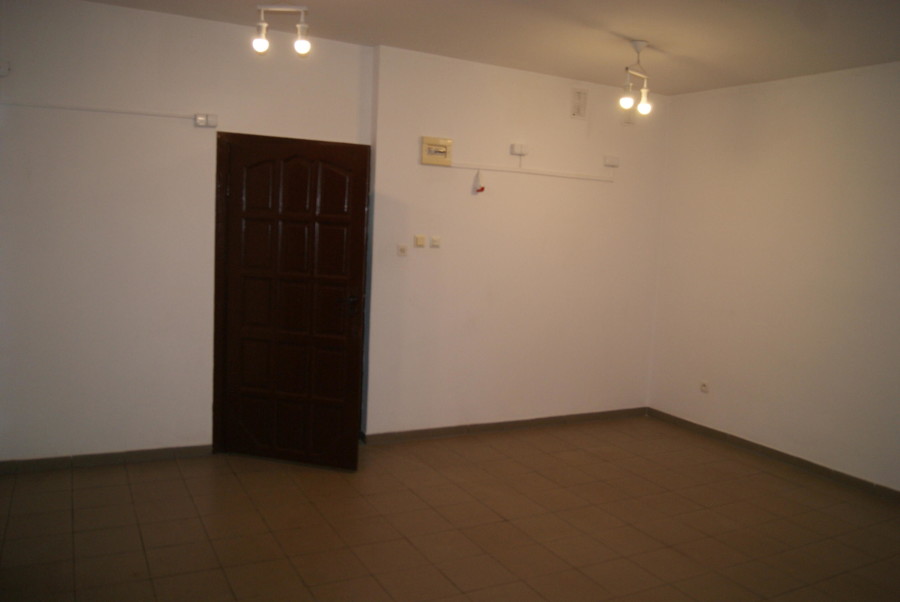 mrągowski, Mrągowo, Brzozowa, Lokal handlowo usługowy Mrągowo