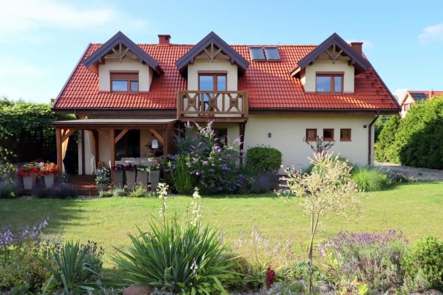 węgorzewski, Węgorzewo, Jana Heweliusza, Komfortowy dom jednorodzinny w Węgorzewie, ul. Heweliusza 6