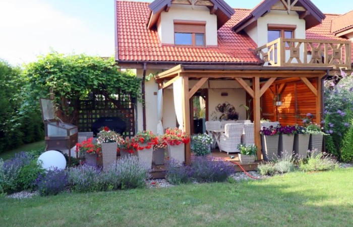 węgorzewski, Węgorzewo, Jana Heweliusza, Komfortowy dom jednorodzinny w Węgorzewie, ul. Heweliusza 6