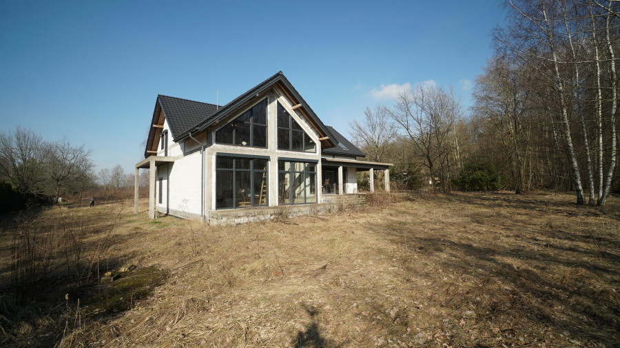 łomżyński, Piątnica, Elżbiecin, Nowoczesna rezydencja z ogromnym potencjałem