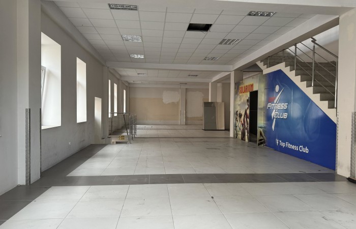 zambrowski, Zambrów, pl. Sikorskiego, Doskonała lokalizacja w centrum  Zambrowa