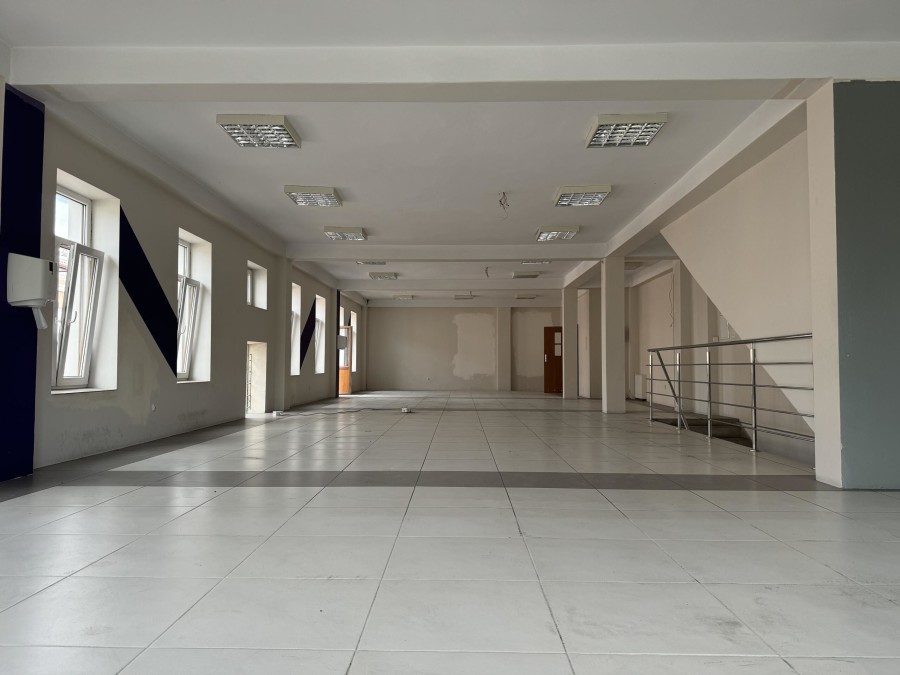 zambrowski, Zambrów, pl. Sikorskiego, Doskonała lokalizacja w centrum  Zambrowa