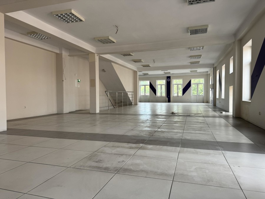 zambrowski, Zambrów, pl. Sikorskiego, Doskonała lokalizacja w centrum  Zambrowa