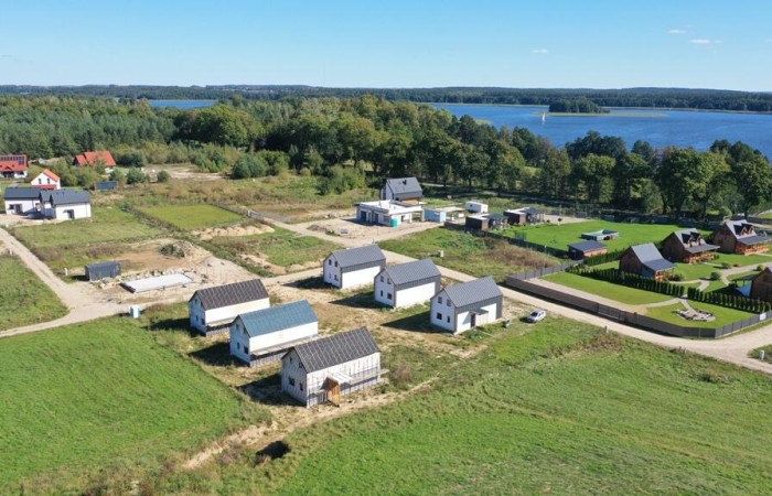 giżycki, Ryn, Prażmowo, Dom w stanie surowym zamkniętym