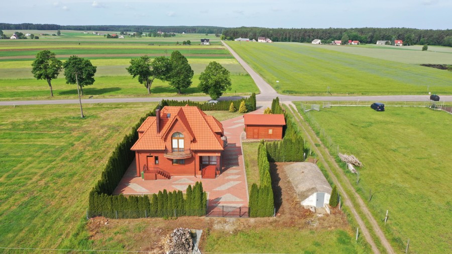 kolneński, Kolno, Czerwone, Urokliwy dom gotowy do zamieszkania