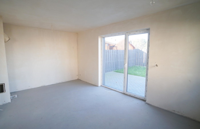 łomżyński, Łomża, Konarzyce, Złota, Dom w zabudowie bliźniaczej blisko miasta