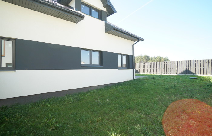 łomżyński, Łomża, Konarzyce, Złota, Dom w zabudowie bliźniaczej blisko miasta