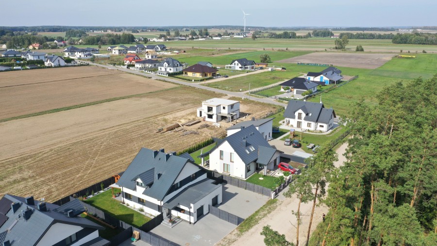 łomżyński, Łomża, Konarzyce, Złota, Dom w zabudowie bliźniaczej blisko miasta