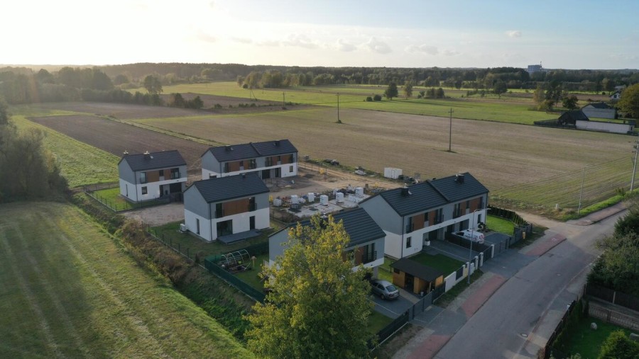 Ostrołęka, Wierzbowa, Nowoczesny dom w zabudowie bliźniaczej