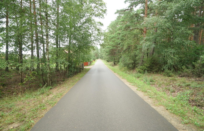 łomżyński, Zbójna, Kolonia Suchy Borek, Zielona enklawa w otulinie lasów