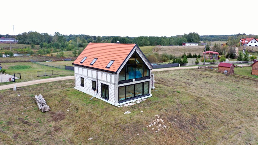 giżycki, Wydminy, Okrągłe, Nowoczesny dom do własnej aranżacji z widokiem na Jezioro Bielskie