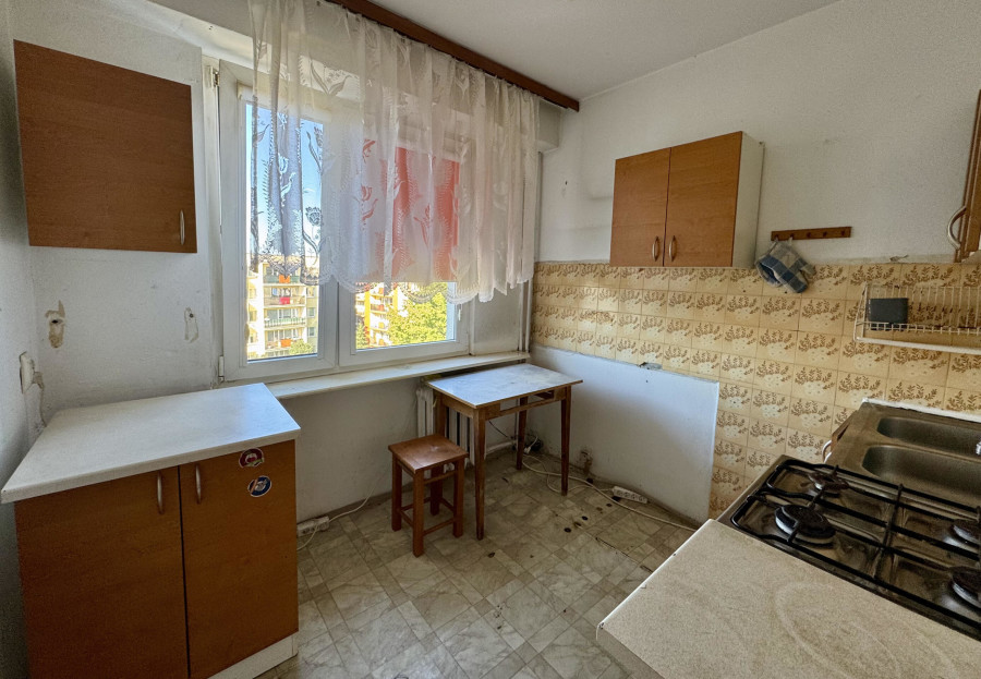 łomżyński, Łomża, Konstytucji 3 Maja, 3 pokoje na os. Konstytucji 3 Maja – duży potencjał aranżacyjny!