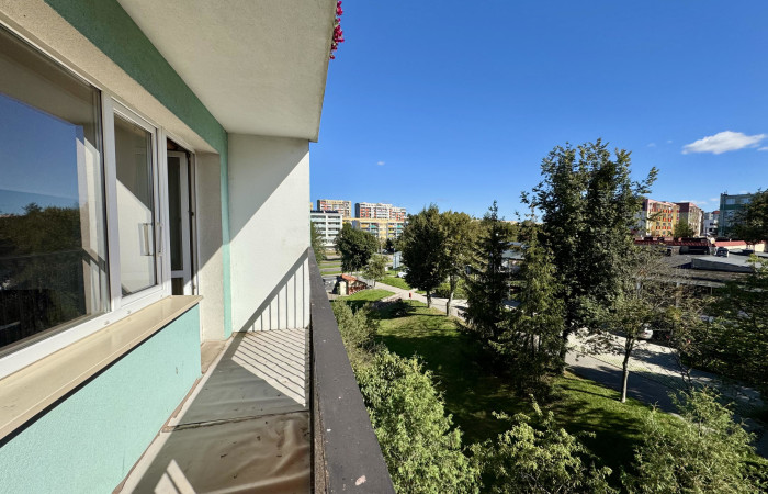 łomżyński, Łomża, Konstytucji 3 Maja, 3 pokoje na os. Konstytucji 3 Maja – duży potencjał aranżacyjny!