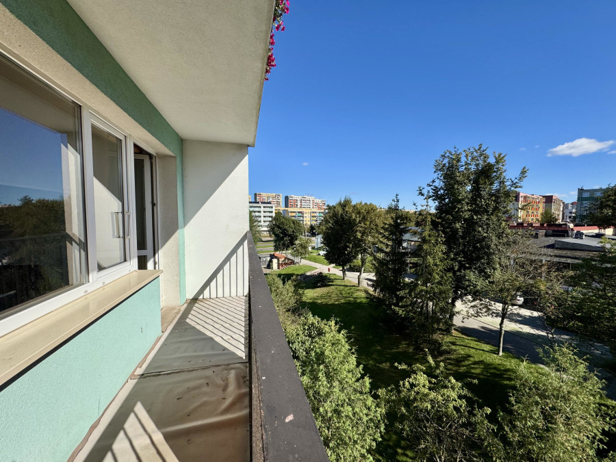 łomżyński, Łomża, Konstytucji 3 Maja, 3 pokoje na os. Konstytucji 3 Maja – duży potencjał aranżacyjny!