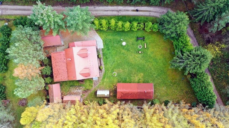 piski, Orzysz, Góra, Dom, łódź i pomost nad jeziorem Tyrkło  Góra 50 gm Orzysz