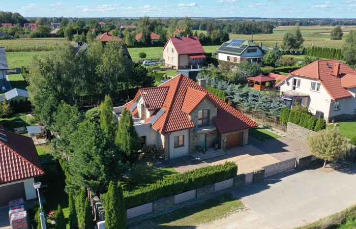 łomżyński, Łomża, Giełczyn, Wiklinowa, Oaza spokoju i luksusu - Twój nowy dom w Giełczynie, blisko Łomży!