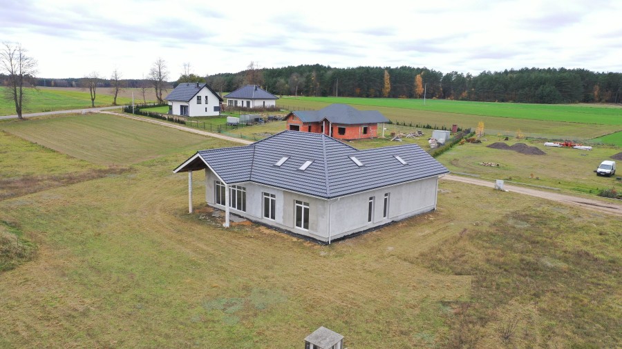 kolneński, Kolno, Czerwone, Atrakcyjna działka z nowym domem jednorodzinnym