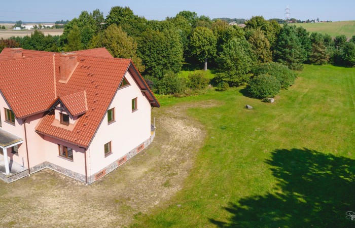 węgorzewski, Węgorzewo, Czerwony Dwór, Działka plus dom do wykończenia.