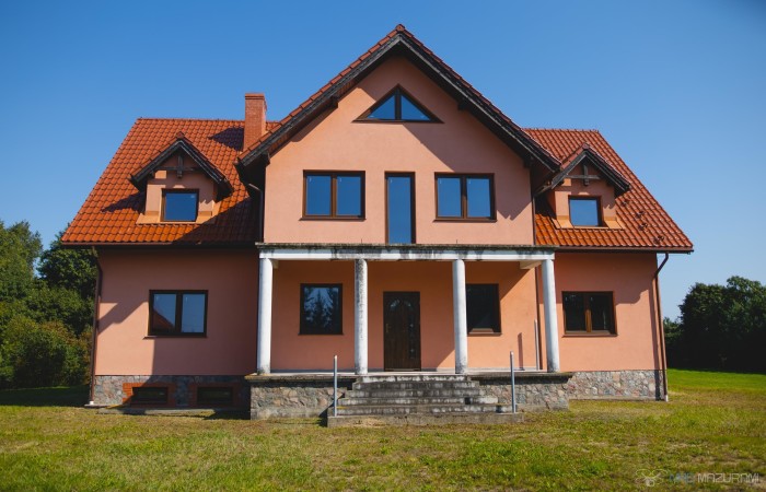 węgorzewski, Węgorzewo, Czerwony Dwór, Działka plus dom do wykończenia.