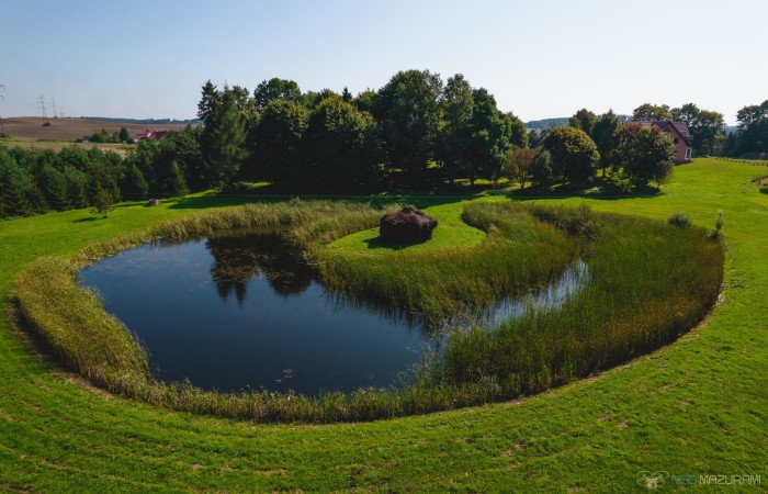 węgorzewski, Węgorzewo, Czerwony Dwór, Działka plus dom do wykończenia.