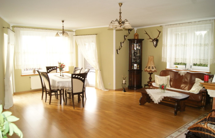 mrągowski, Piecki, Zwycięstwa, Luksusowy dom z widokiem na jezioro