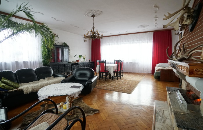 łomżyński, Śniadowo, Szosowa, Solidny dom z zapleczem i garażem | idealny dla rodziny i pod biznes