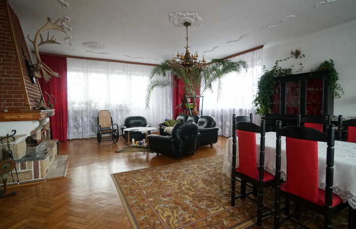 łomżyński, Śniadowo, Szosowa, Solidny dom z zapleczem i garażem | idealny dla rodziny i pod biznes