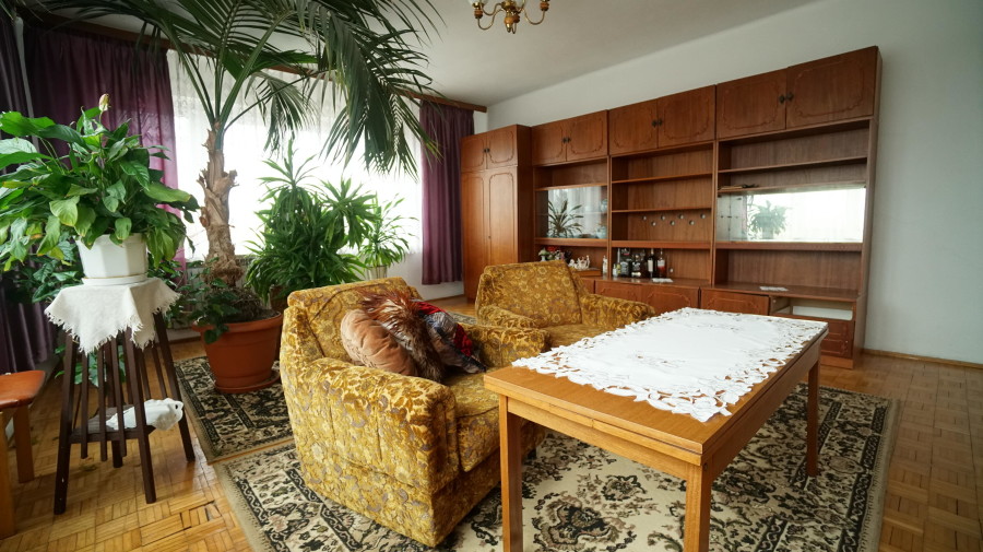 łomżyński, Śniadowo, Szosowa, Solidny dom z zapleczem i garażem | idealny dla rodziny i pod biznes