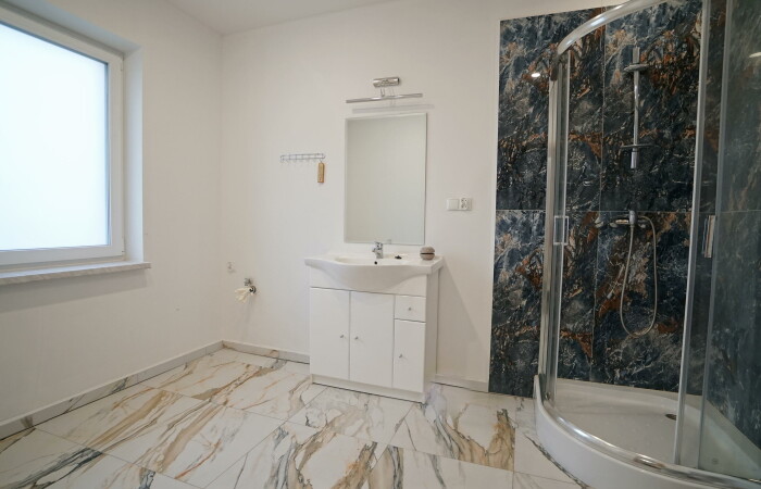 łomżyński, Piątnica, Budy Czarnockie, Tak nisko nie było !! - DOM w Budach Czarnockich !!!