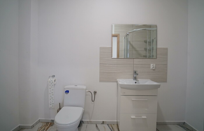 łomżyński, Piątnica, Budy Czarnockie, Tak nisko nie było !! - DOM w Budach Czarnockich !!!