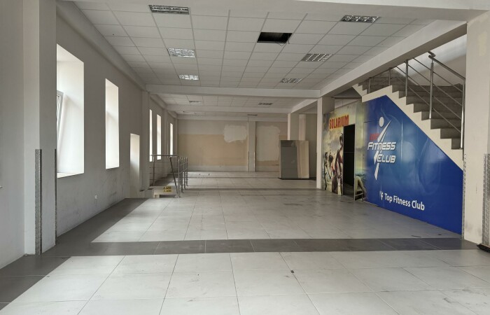 zambrowski, Zambrów, pl. Sikorskiego, Doskonała lokalizacja w centrum  Zambrowa