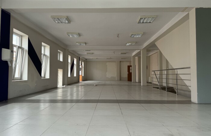 zambrowski, Zambrów, pl. Sikorskiego, Doskonała lokalizacja w centrum  Zambrowa