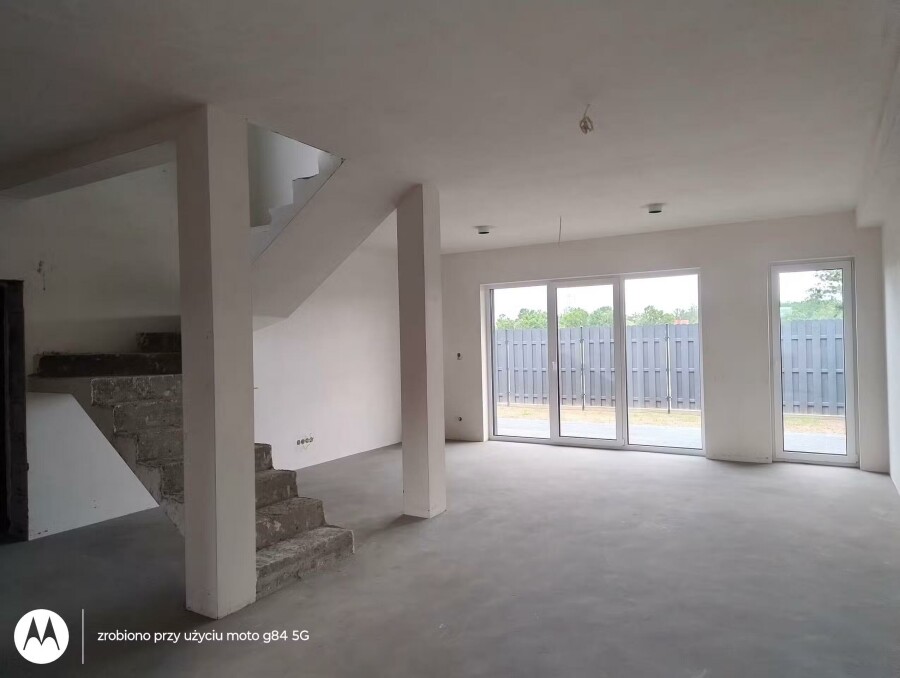 Ostrołęka, Stefana Żeromskiego, Dom w zabudowie szeregowej z fantastycznym salonem