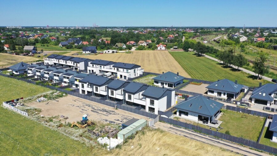 Ostrołęka, Stefana Żeromskiego, Dom w zabudowie szeregowej z fantastycznym salonem