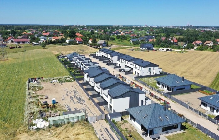 Ostrołęka, Stefana Żeromskiego, Dom w zabudowie szeregowej z fantastycznym salonem