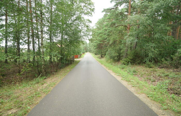 łomżyński, Zbójna, Kolonia Suchy Borek, Zielona enklawa w otulinie lasów