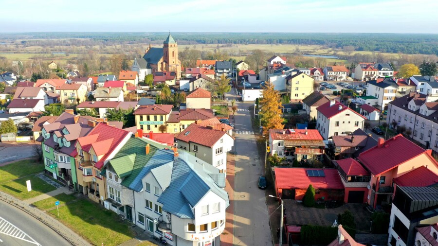 makowski, Różan, Lwowska, Dom z lokalem usługowym w Różanie